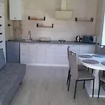 Vakantiehuis Grey Hous *